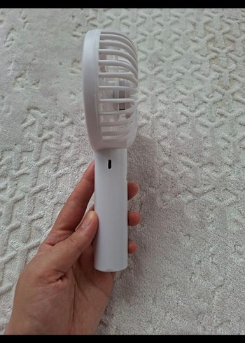 Beyaz taşınabilir mini el fanı - Görsel 3
