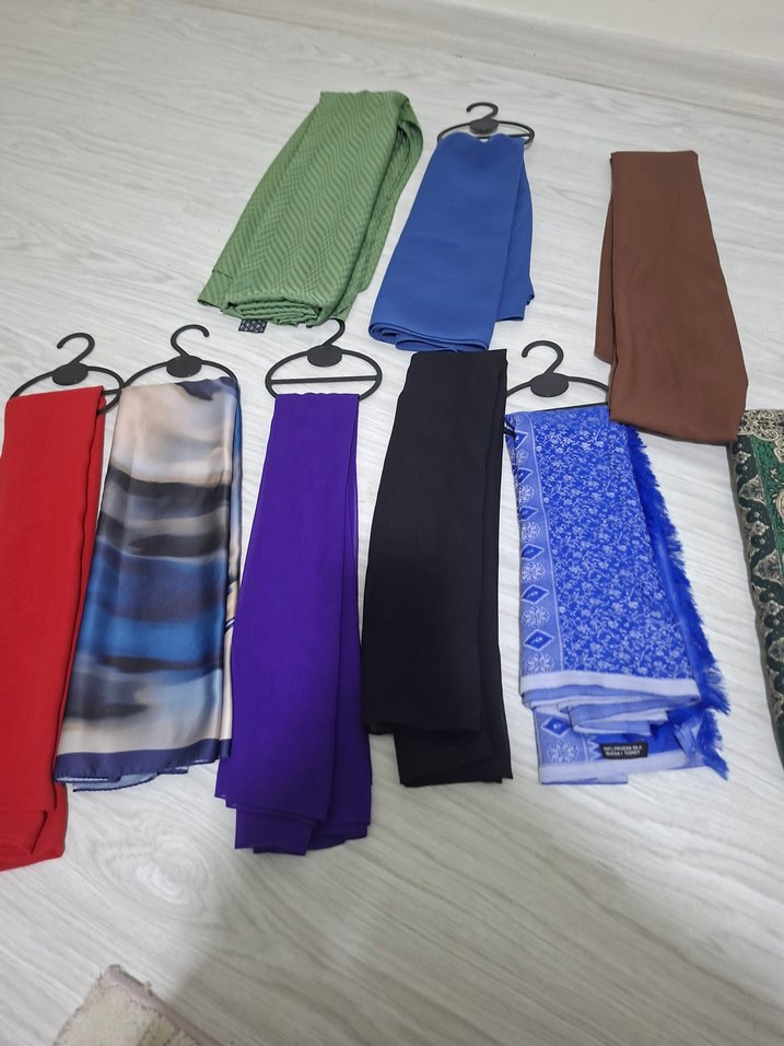 Kadın Çok Renkli İpek Görünümlü Şallar - Görsel 4