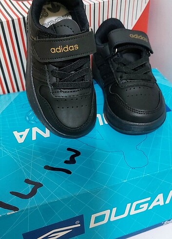 22 Beden siyah Renk Spor ayakkabı 