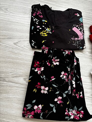 42 Beden siyah Renk Pijama takımı