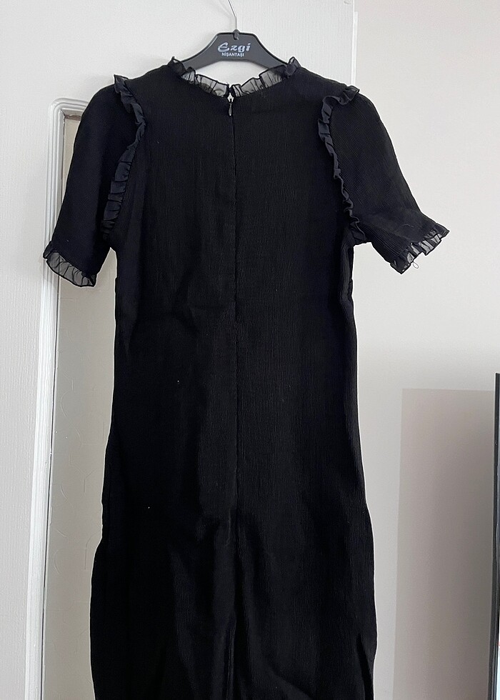 Siyah elbise tül detaylı - Görsel 2