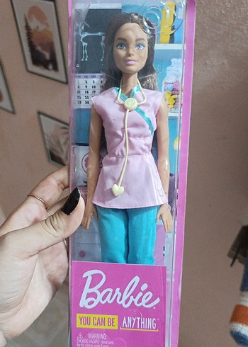 Barbie Doktor Bebek Pembe Mavi Kıyafetli