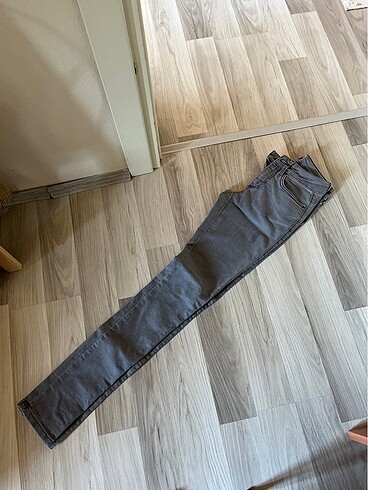 Gri jean 26 beden