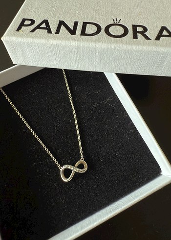 Pandora Pandora Işıltılı Zincir Detaylı Sonsuzluk Kolye