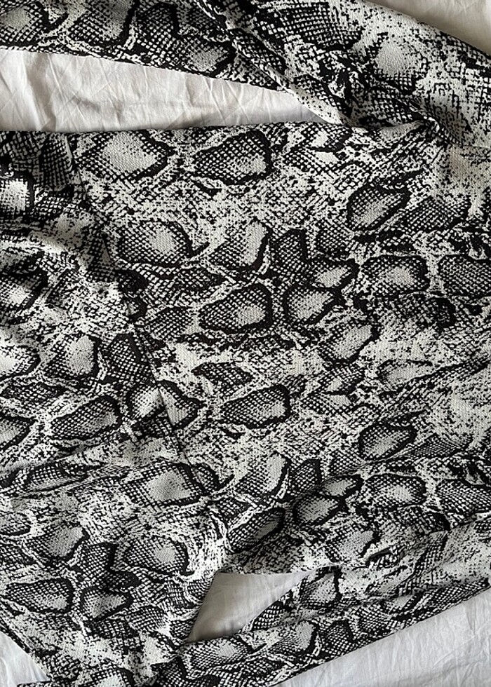 Yılan derisi gömlek - Görsel 5