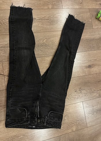 Siyah Kemer Detaylı Kadın Denim Pantolon - Görsel 2