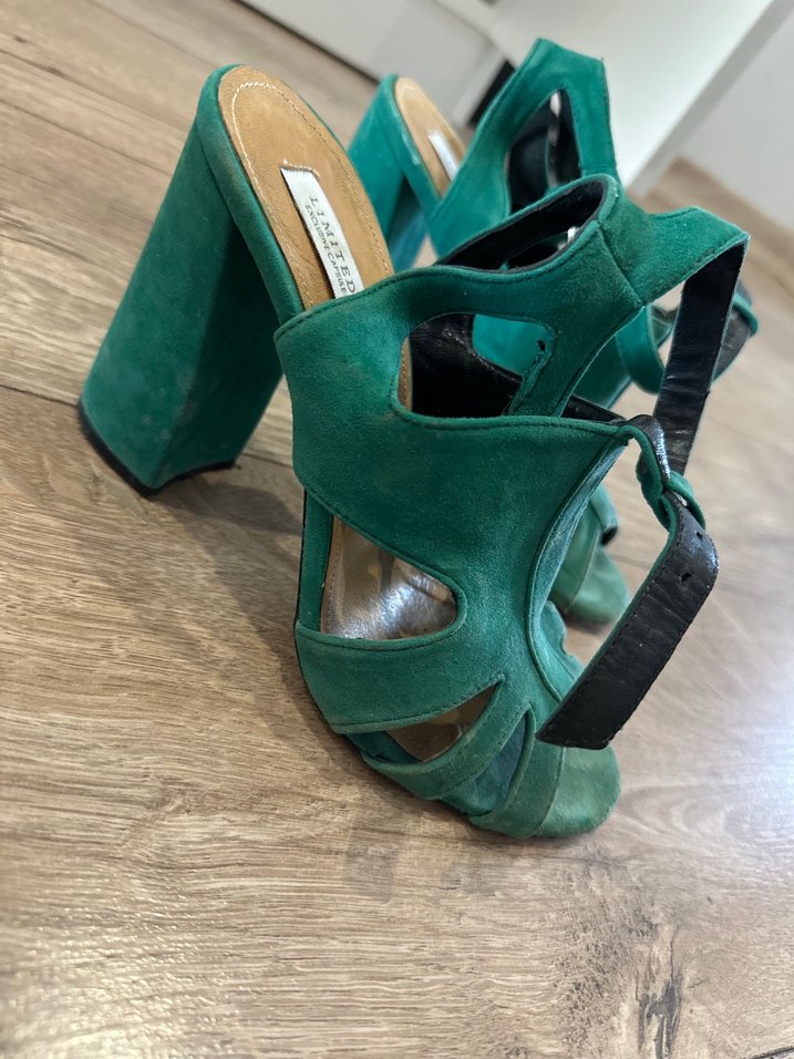 Yeşil Süet Tokalı Stiletto Kadın Ayakkabı - Görsel 5