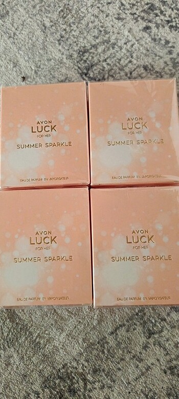 Avon luck summer sparkle