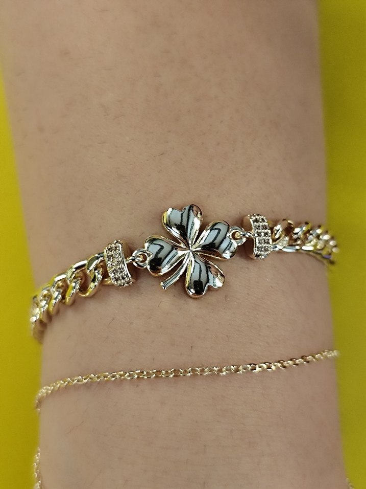 Altın Renkli Zincir Detaylı Şahmeran ve Yonca bileklik - Görsel 2