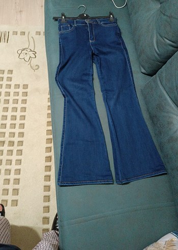 Kadın Mavi Geniş Paça Kot Pantolon