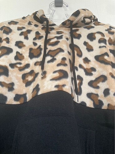 m Beden Olalook marka kapüşonlu yarı leoparlı sweatshirt