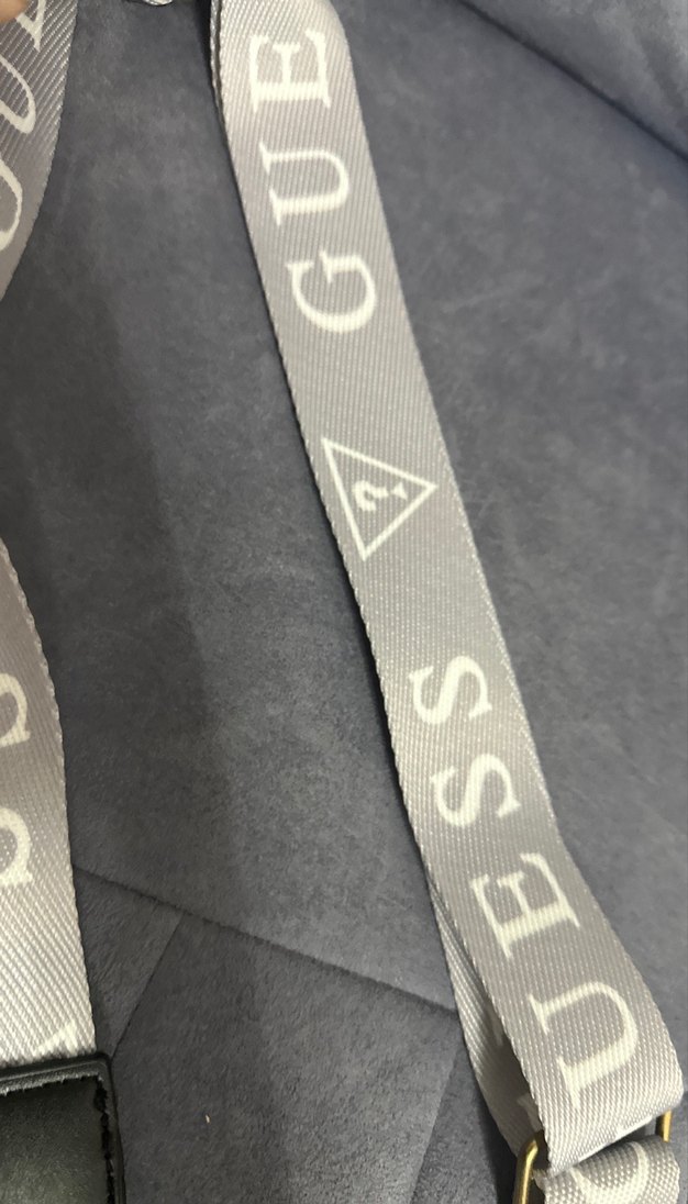 Gri Baskılı Guess Yoga Kayışı - Görsel 4