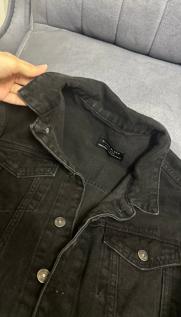 Siyah Düğmeli Kadın Denim Ceket - Görsel 3