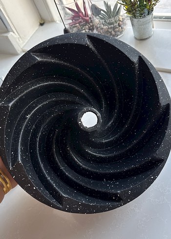 Siyah Spiral Kek Kalıbı - Görsel 4