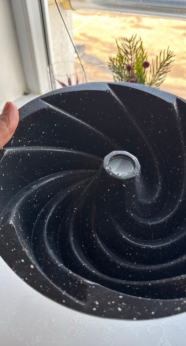 Siyah Spiral Kek Kalıbı - Görsel 2