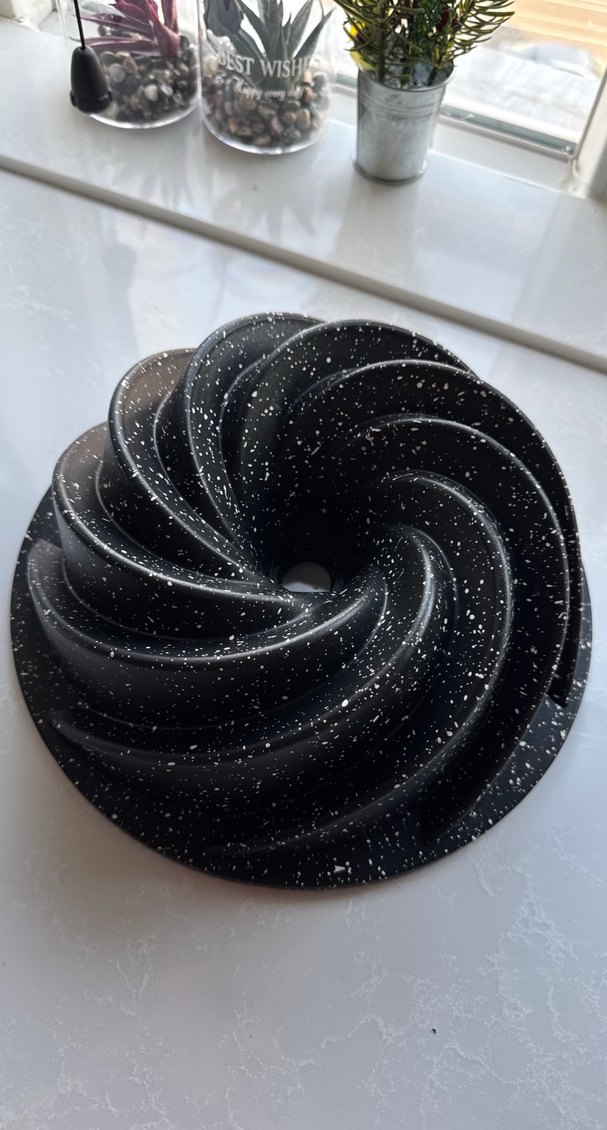 Siyah Spiral Kek Kalıbı - Görsel 3