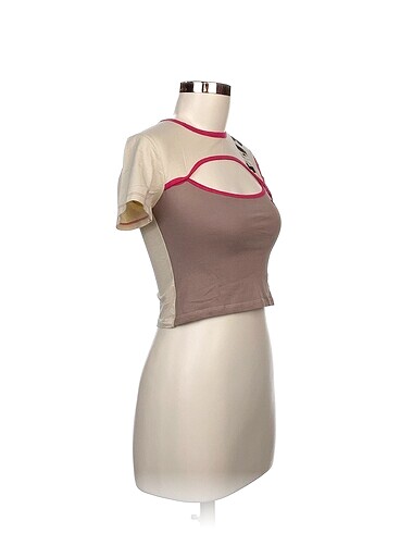 Trendyol & Milla Trendyol & Milla T-shirt %70 İndirimli.