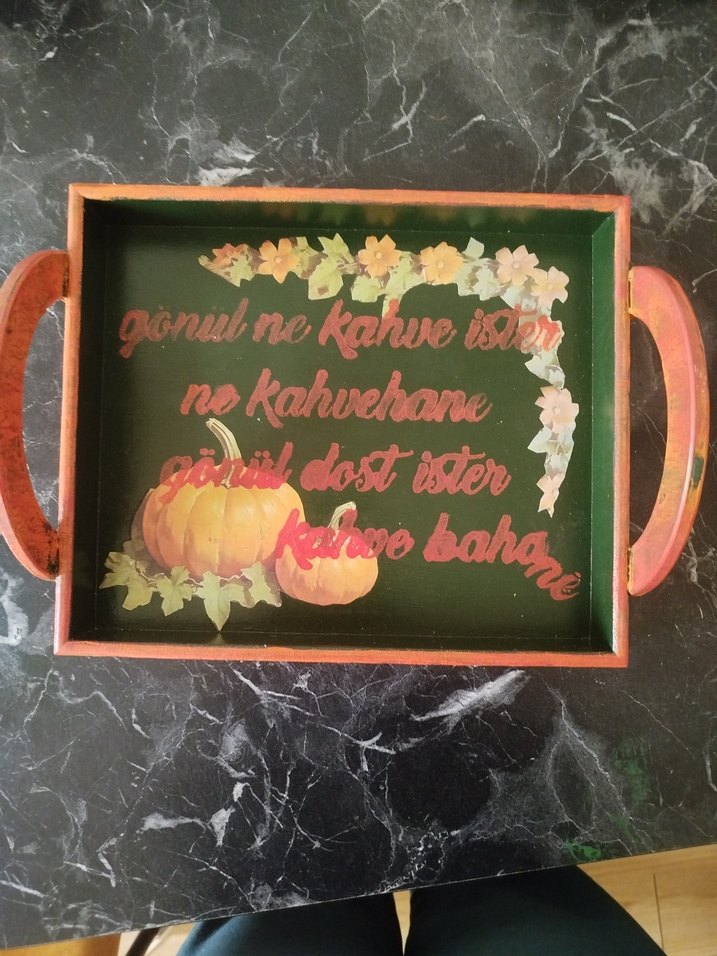 El Yapımı Balkabağı Desenli Ahşap Tepsi - Görsel 4