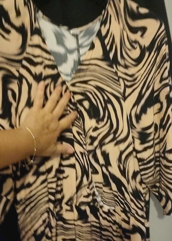 42 Beden Zebra Desenli elbise