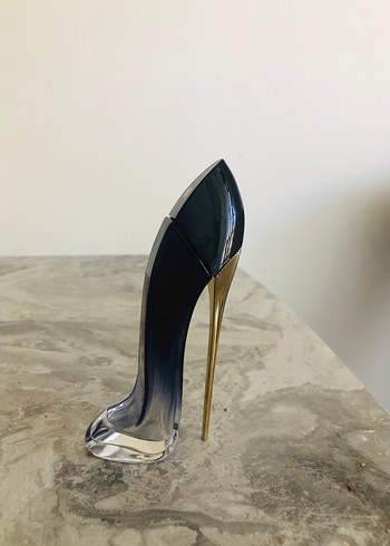 Carolina Herrera Kadın Parfümü, Stiletto Topuklu