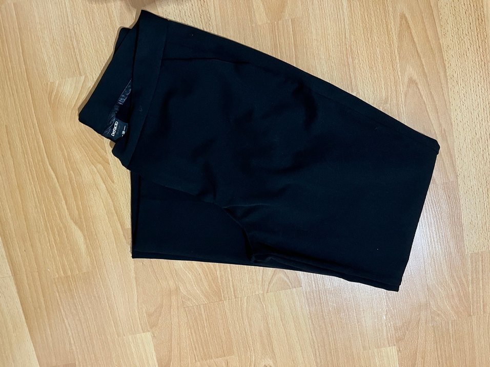 Siyah Kadın Midi Kumaş Pantolon - Görsel 2