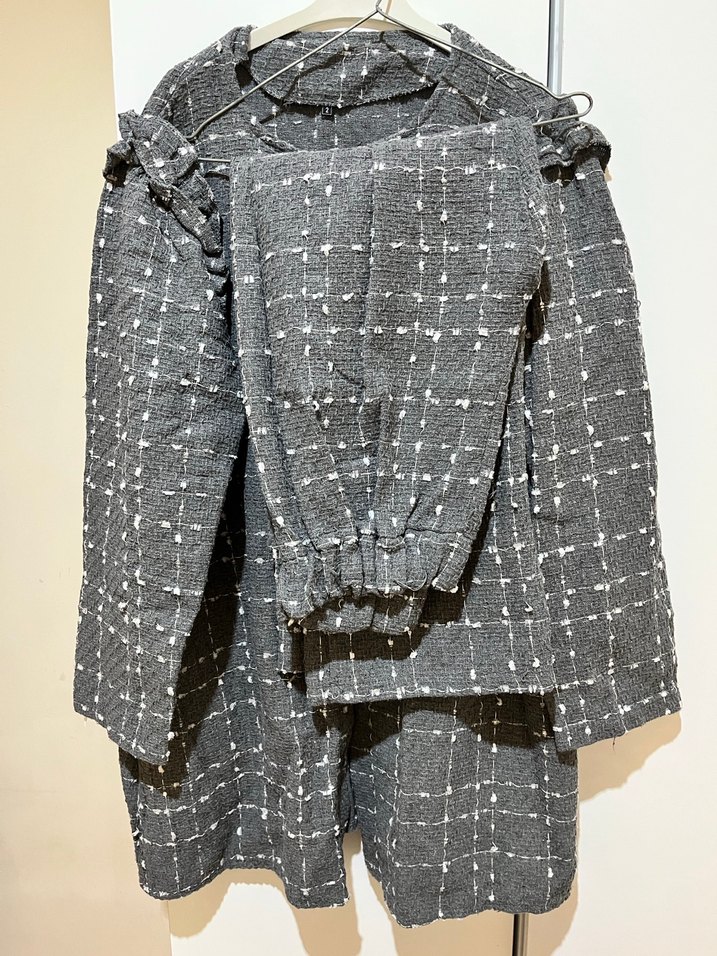 Gri Uzun Düğmeli Keten Kadın takım tesettür - Görsel 3