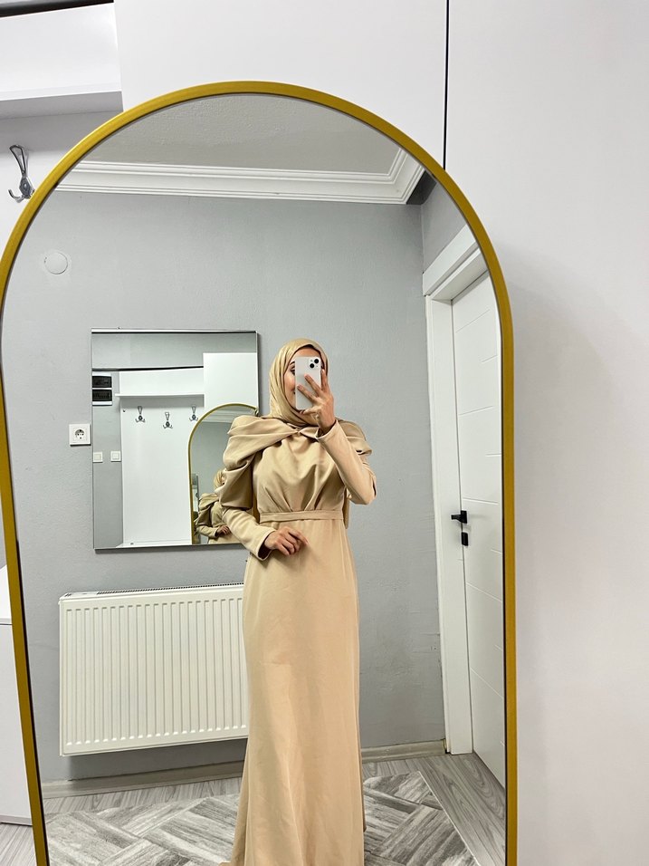 Bej Uzun Drapeli Kadın Elbise - Görsel 2