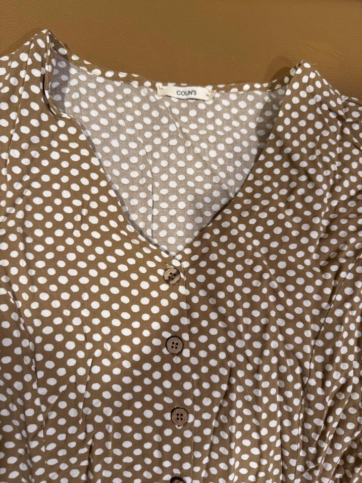 Bej Puantiyeli Düğmeli elbise - Görsel 3