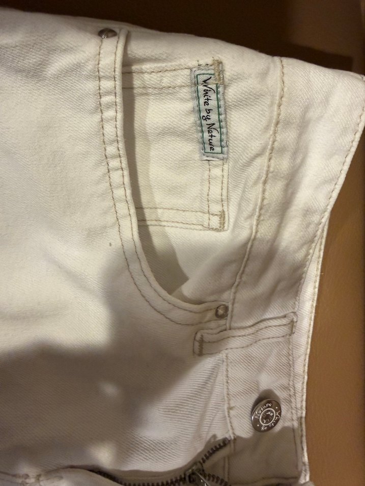 Bej Düğmeli Kadın Mini Etek - Görsel 2