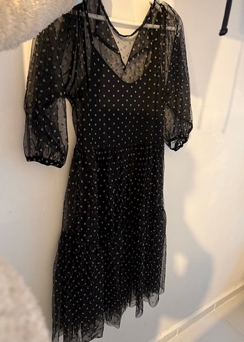 Puantiye Desenli Uzun Siyah Elbise - Görsel 4