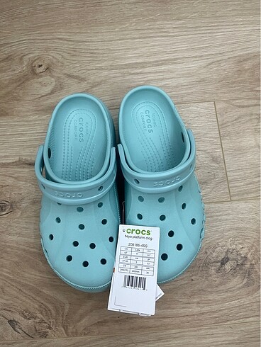 Orjinal sıfır(hiç kullanılmamış) crocs clog platform