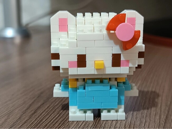  Beden Hello Kitty Lego Mini Bricks