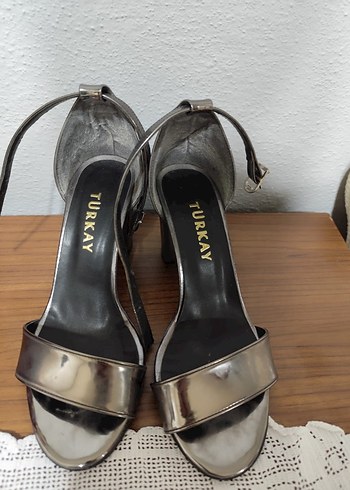 Diğer Diger Gri Stiletto Topuklu Kadın Ayakkabı
