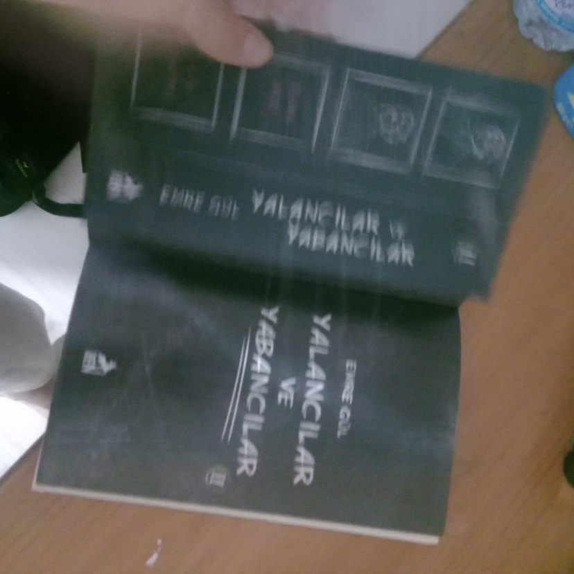 Yabancılar ve II - Roman - Görsel 2