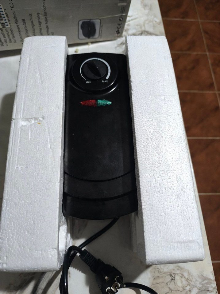 Kalp Desenli Beyaz Tost Makinesi - Görsel 4