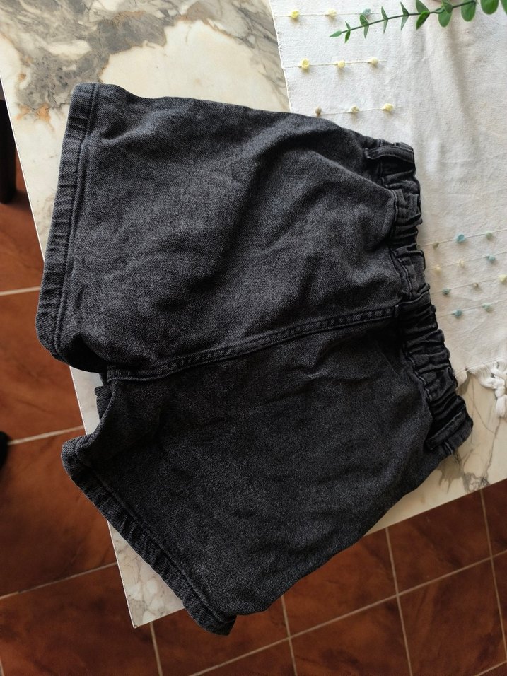Düğmeli Gri Denim Mini Şort - Görsel 3