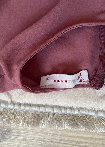 Gül kurusu etekli takım - Görsel 3