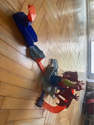 Hot Wheels Dragon Blast Set