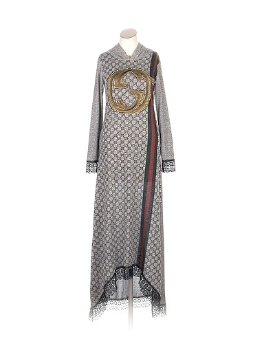 PreLoved Uzun Elbise %70 İndirimli.