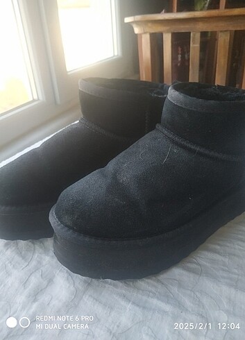 37 Beden UGG platformlu bot