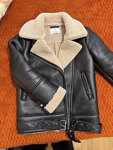 Stradivarius Stradivarius suni kürklü kaban