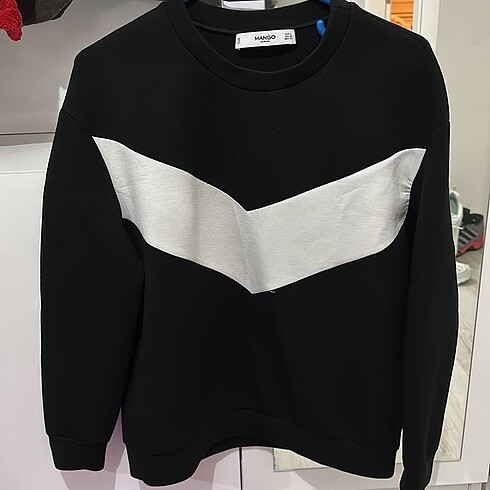 Mango sweatshirt