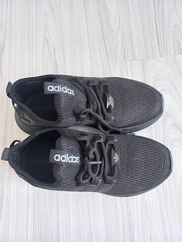 Adidas Günlük Rahat Spor Kadın Ayakkabı - Siyah