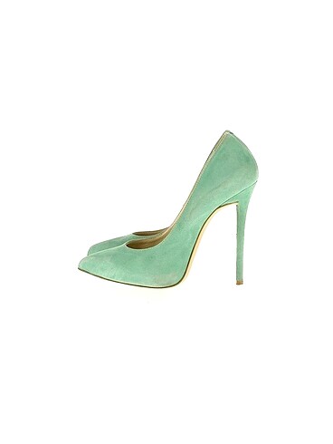 Pier Lucci Stiletto %70 İndirimli.