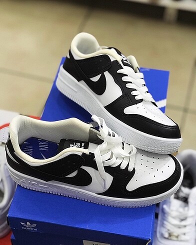 Nike Air Force Siyah Beyaz Kadın Ayakkabı