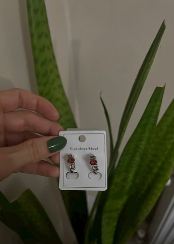 Renkli Boncuklu Mini Çelik Küpe - Görsel 3