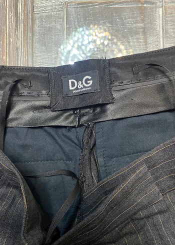 Siyah Çizgili Pilili Midi Kumaş Pantolon - Görsel 9