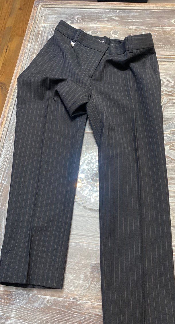 Siyah Çizgili Pilili Midi Kumaş Pantolon - Görsel 4