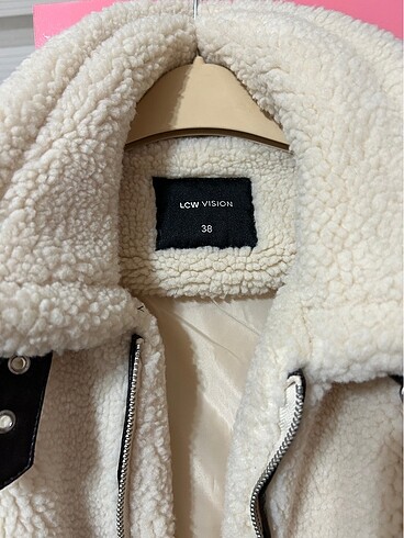 LC Waikiki Peluş mont