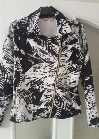 Kadın Siyah Beyaz Desenli Fermuarlı Ceket - Görsel 2